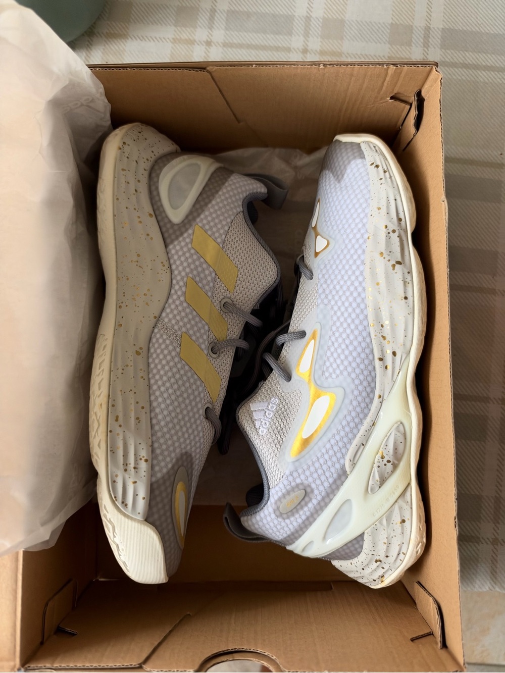 Adidas womens Candace Parker basketball shoes